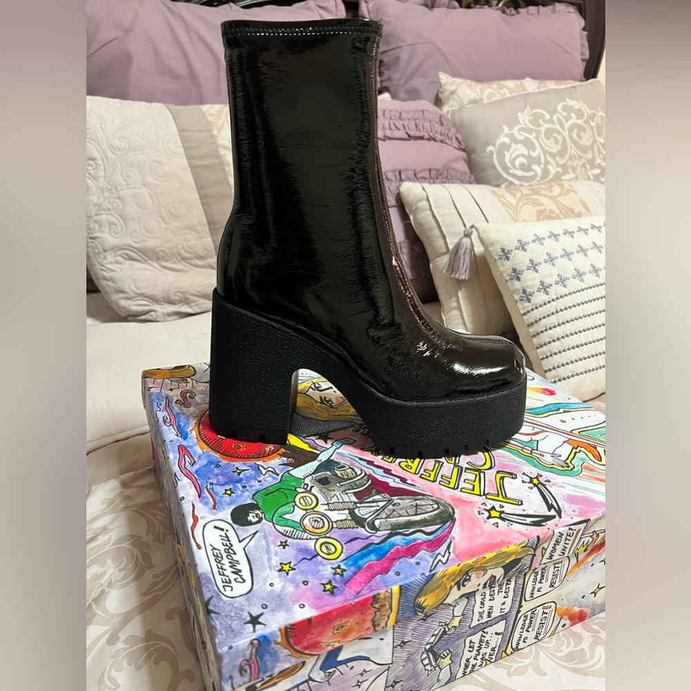 Jeffrey Campbell